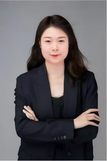 苏晨光老师照片